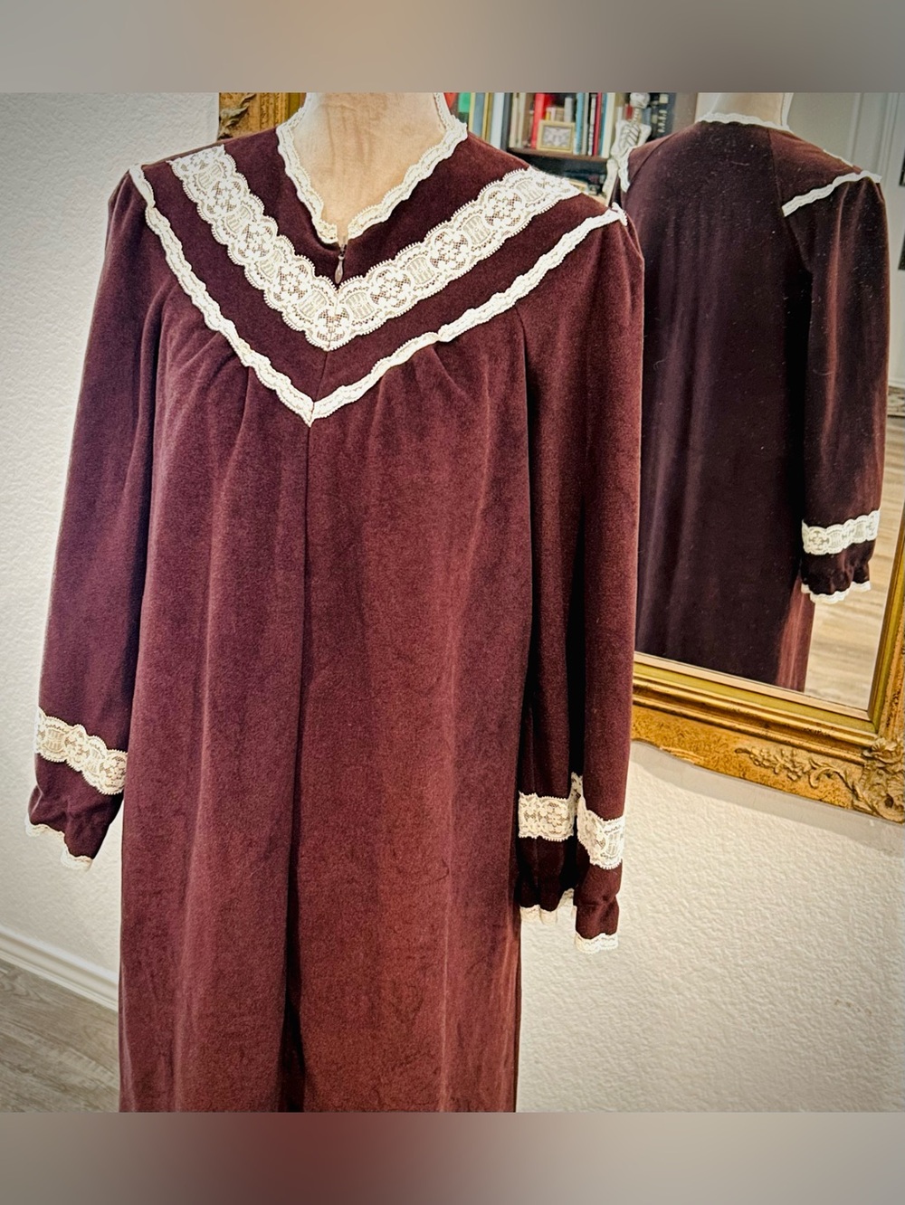 Vintage Grannycore Brown Maxi Length Zip Front House Coat Robe Lace Trim Sz M - Picture 2 of 8